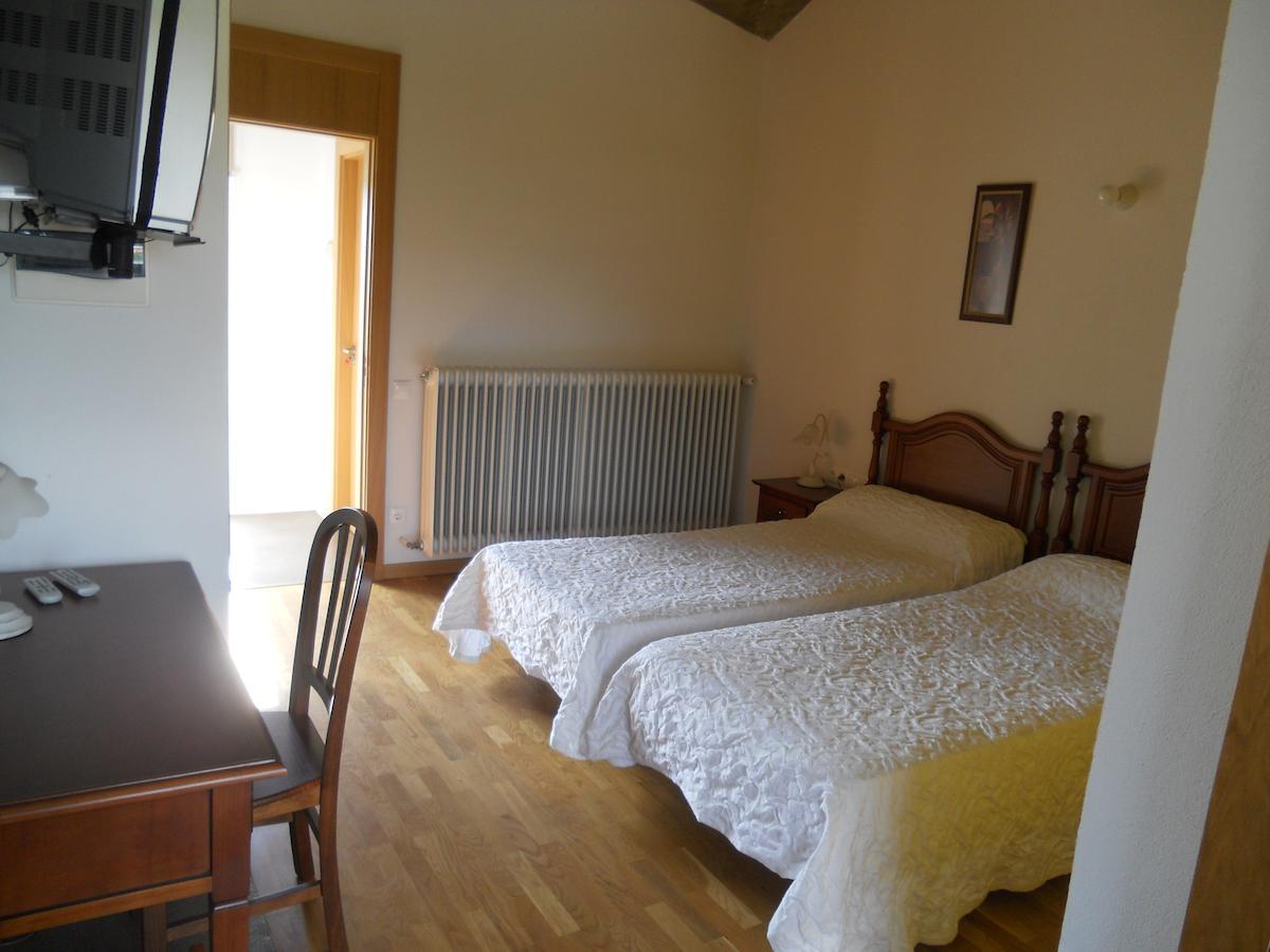 Los Sestiles Garray Room photo